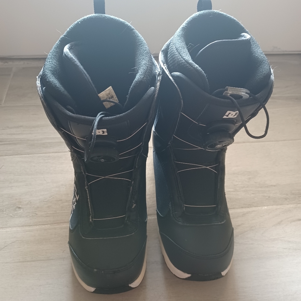 DC womens snowboard boots